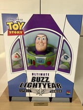 Ultimate buzz lightyear - lightyear, toy