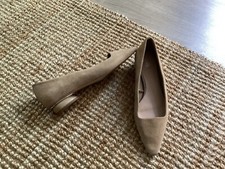 Ballerines ZARA pointure 39 daim beige talons bois très bon état 
