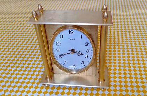 Ancienne horloge poser - horloge,