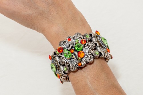Bracelet fait main avec