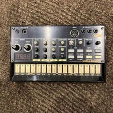 Synthétiseur séquenceur Korg