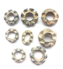 Monnaies Féodales - Lot de 8 Rouelles ou Fusaïoles