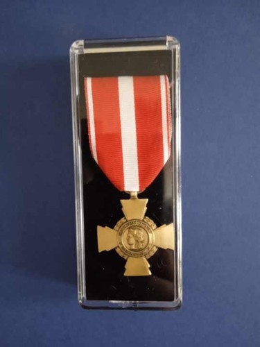 Medaille croix valeur - medaille,