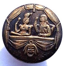 RARE  ANCIEN BOUTON LE THEATRE SOLIDAIRE Bte SGDG  AP&Cie PARIS  DIAMETRE 1,5 CM