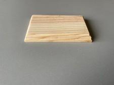 socle en bois brut pour