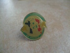  PINS  FOOT OM MARSEILLE DRAPEAU CHAMPION FRANCE 