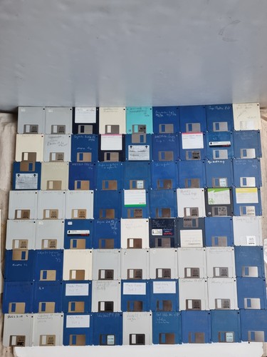 Lot 101 vintage macintosh - lot,