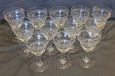 12 Verres anciens en cristal