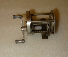 POUR COLLECTIONNEUR ANCIEN MOULINET DE PECHE MARQUE NON VISIBLE