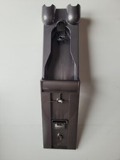 ASPIRATEUR DYSON V8 SUPPORT