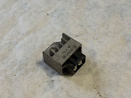 Regulateur honda 100 - -,