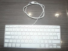 Apple A1242 Clavier Filaire USB AZERTY FR - Keyboard