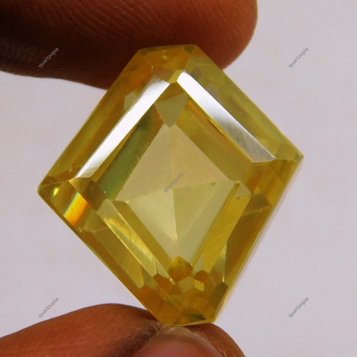 Zircon jaune naturel - , ct