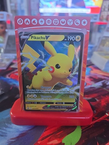 Carte pokemon pikachu swsh061 - carte,