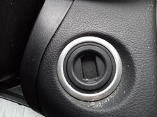 COMMUTATEUR D´ALLUMAGE /