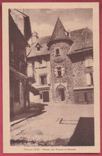 CPA Neuve - Maison des Princes de Monaco - VIC SUR CERE - (Cantal) (15E8)