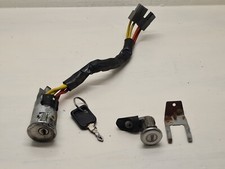 Neiman et barilier de porte avant pour renault express essence fourgon de 1991