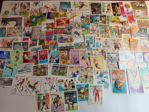 Sport lot 100 timbres - -,