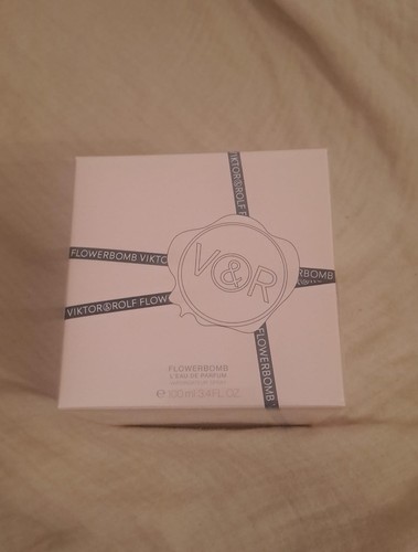 Viktor rolf flower - rolf,