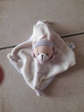 DOUDOU PLAT OURS BONNET -
