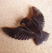 2411 / BROCHE "AIGLE"  EN CORNE DE BOEUF