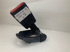 Attache ceinture arriéré droite BMW E 39 - 72118176516