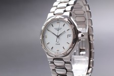 [Presque comme neuve] Montre