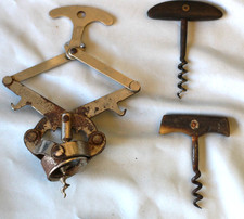 Deux tires-bouchons en cornes