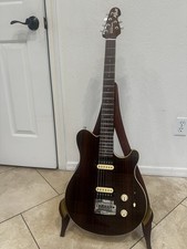 Music man axis - man, sport