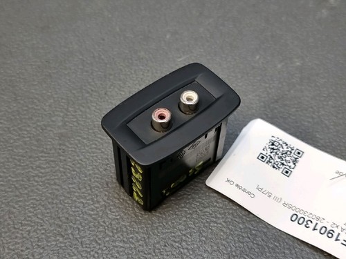 Bloc prise connecteur audio - /,