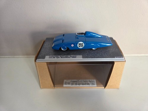 Bizarre panhard riffard - riffard,