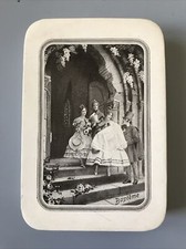 BOÎTE À DRAGÉES ANCIENNE DE BAPTÊME CARTONNÉE SORTIE D’ÉGLISE TONS SÉPIA