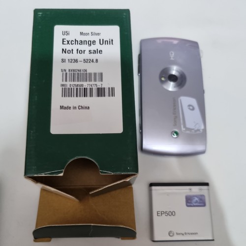 Sony ericsson vivaz u5i - vivaz, moon