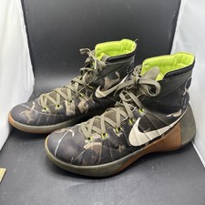 Size 8.5 - Nike Hyperdunk 2015