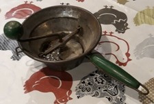 MOULIN À LEGUMES TÔLE ET