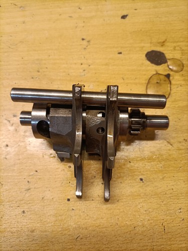 Fourchette boite vitesses - de,