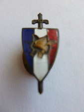 Insigne boutonnière Patriotique légion Française des combattants SAUZET ROANNE