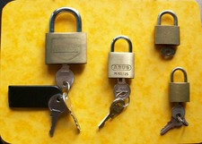 Lot 4 cadenas à clé