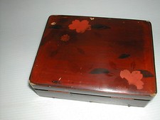 * TRES RARE ANCIENNE BOÎTE