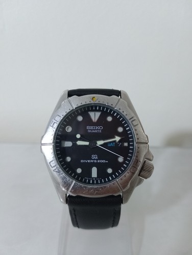 Vintage seiko 5h26 7a00 quartz - seiko,