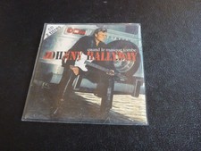 CD SINGLE 2 TITRES "JOHNNY HALLYDAY : QUAND LE MASQUE TOMBE / AMI"