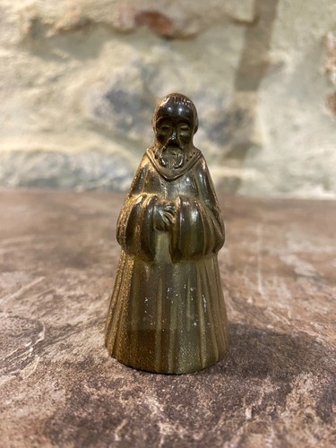 Cloche homme sacré eglise - homme,
