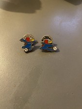 Lot 2 pin’s sport football coupe du monde fifa France 98 mascotte footix vintage