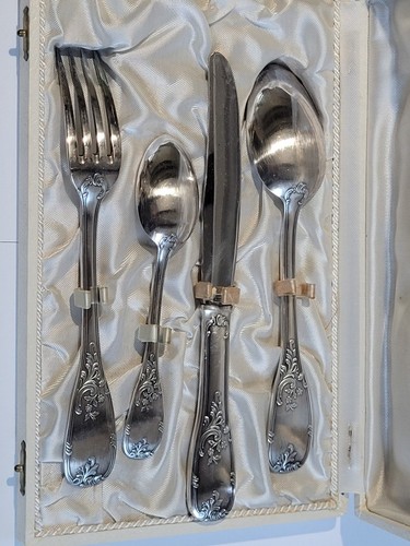 Ensemble couverts de - ensemble,