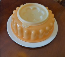 Moule à charlotte tupperware