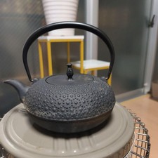 Théière OIGEN Nambu Tetsubin en fonte 1,2 L pour IH et utilisation au gaz