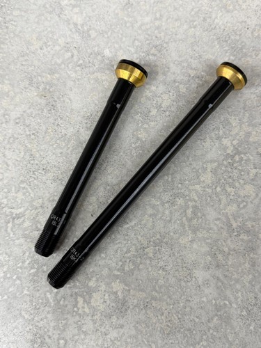 New thru axle set - set, specialized