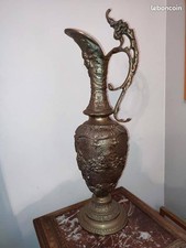 Grande aiguiere en bronze ou