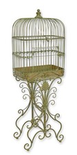 Une cage oiseaux fer - une,