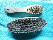Lot de 2 brosses de poilu 14-18
